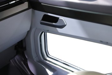 ���J7 13.2L���� 640���� 8X4 һ�����12�� 8.5����ж��ͼƬ