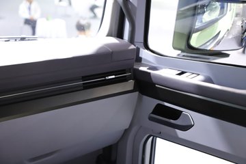 ���J7 13.2L���� 640���� 8X4 һ�����12�� 8.5����ж��ͼƬ