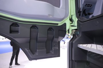 ���J7 13.2L���� 640���� 8X4 һ�����12�� 8.5����ж��ͼƬ