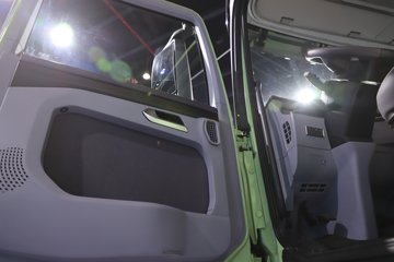 ���J7 13.2L���� 640���� 8X4 һ�����12�� 8.5����ж��ͼƬ