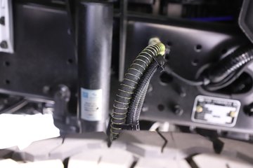 ���J7 13.2L���� 640���� 8X4 һ�����12�� 8.5����ж��ͼƬ