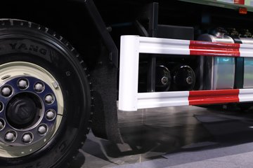 ���J7 13.2L���� 640���� 8X4 һ�����12�� 8.5����ж��ͼƬ