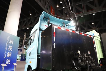 ���JH6 6X4 ���綯ǣ���� ����ʱ��400kWhͼƬ
