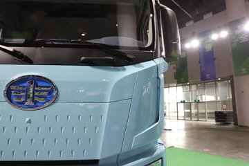���JH6 6X4 ���綯ǣ���� ����ʱ��400kWhͼƬ