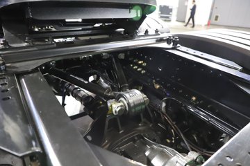 ���JH6 6X4 ���綯ǣ���� ����ʱ��400kWhͼƬ