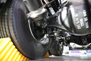 ���JH6 6X4 ���綯ǣ���� ����ʱ��400kWhͼƬ