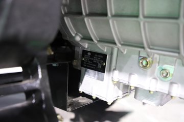 ���JH6 6X4 ���綯ǣ���� ����ʱ��400kWhͼƬ