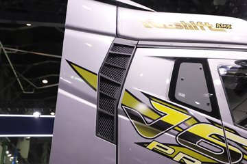 һ�����J6 PRO 12.5L���� 580���� 6X4 ǣ����ͼƬ