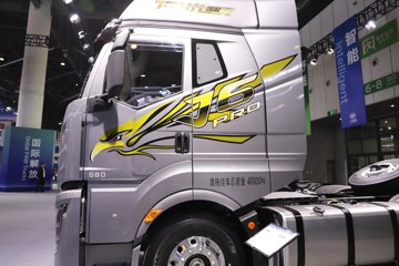 һ�����J6 PRO 12.5L���� 580���� 6X4 ǣ����ͼƬ