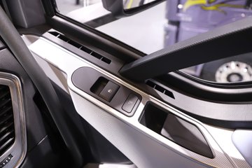 һ�����J6 PRO 12.5L���� 580���� 6X4 ǣ����ͼƬ