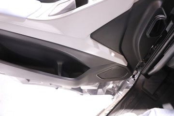 һ�����J6 PRO 12.5L���� 580���� 6X4 ǣ����ͼƬ