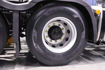 һ�����J6 PRO 12.5L���� 580���� 6X4 ǣ����ͼƬ