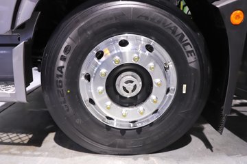 һ�����J6 PRO 12.5L���� 580���� 6X4 ǣ����ͼƬ