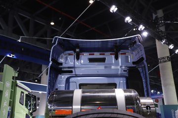 һ�����J6 PRO LNG 600���� 6X4 һ�����12�� AMT�Զ��� ǣ����ͼƬ