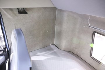 һ�����J6 PRO LNG 600���� 6X4 һ�����12�� AMT�Զ��� ǣ����ͼƬ