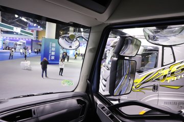 һ�����J6 PRO LNG 600���� 6X4 һ�����12�� AMT�Զ��� ǣ����ͼƬ