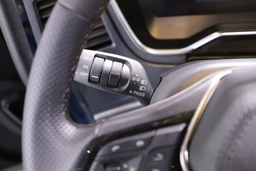 һ�����J6 PRO LNG 600���� 6X4 һ�����12�� AMT�Զ��� ǣ����ͼƬ