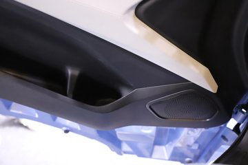 һ�����J6 PRO LNG 600���� 6X4 һ�����12�� AMT�Զ��� ǣ����ͼƬ