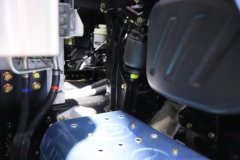 一汽解放J6 PRO LNG 600马力 6X4 一汽解放12档 AMT自动档 牵引车