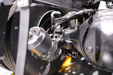 һ�����J6 PRO LNG 600���� 6X4 һ�����12�� AMT�Զ��� ǣ����ͼƬ