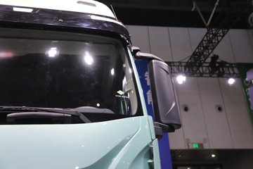 һ����� J6V�ؿ� �캽�� 640���� 6X4 AMT�Զ���ǣ����(Һ��)ͼƬ