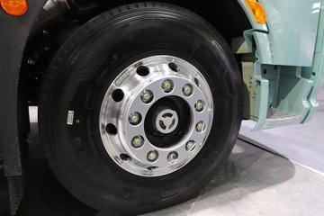 һ����� J6V�ؿ� �캽�� 640���� 6X4 AMT�Զ���ǣ����(Һ��)ͼƬ