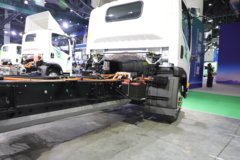 解放 虎6G 标载版 4.16米单排纯电动厢式轻卡 宁德时代100.07kWh