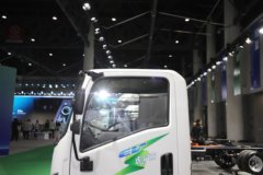 解放虎VR 轻载版 3.82米单排纯电动栏板轻卡 力神63.75kWh