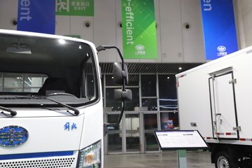 ��Ż�VR ���ذ� 3.82�׵��Ŵ��綯�����Ῠ ����63.75kWhͼƬ