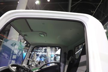 ��Ż�VR ���ذ� 3.82�׵��Ŵ��綯�����Ῠ ����63.75kWhͼƬ