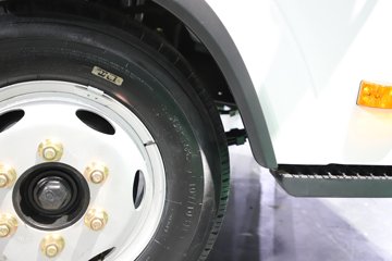 ��Ż�VR ���ذ� 3.82�׵��Ŵ��綯�����Ῠ ����63.75kWhͼƬ