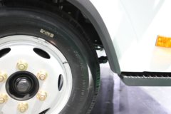 解放虎VR 轻载版 3.82米单排纯电动栏板轻卡 力神63.75kWh