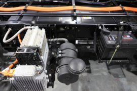 虎VR&nbsp;电动载货车底盘图片