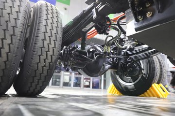 ��Ż�VR ���ذ� 3.82�׵��Ŵ��綯�����Ῠ ����63.75kWhͼƬ