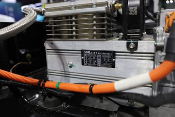 ��Ż�VR ���ذ� 3.82�׵��Ŵ��綯�����Ῠ ����63.75kWhͼƬ