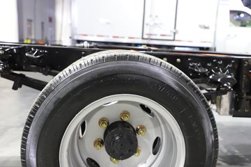 ��Ż�VR ���ذ� 3.82�׵��Ŵ��綯�����Ῠ ����63.75kWhͼƬ