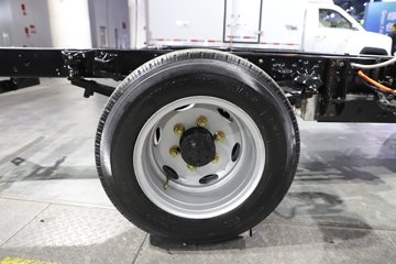 ��Ż�VR ���ذ� 3.82�׵��Ŵ��綯�����Ῠ ����63.75kWhͼƬ