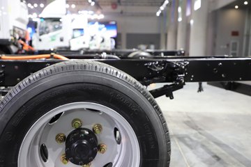 ��Ż�VR ���ذ� 3.82�׵��Ŵ��綯�����Ῠ ����63.75kWhͼƬ