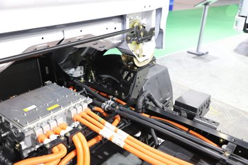 ��Ż�VR ���ذ� 3.82�׵��Ŵ��綯�����Ῠ ����63.75kWhͼƬ