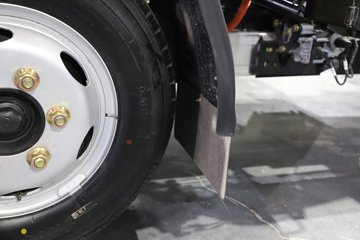 ��Ż�VR ���ذ� 3.82�׵��Ŵ��綯�����Ῠ ����63.75kWhͼƬ