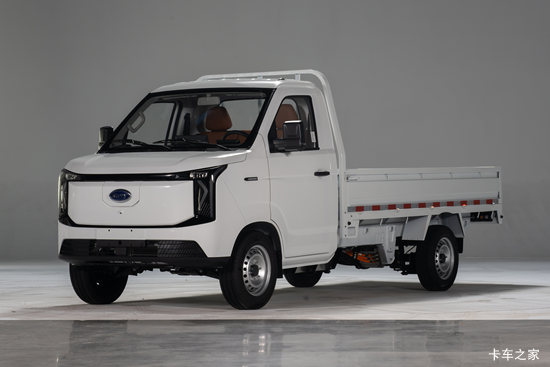�������ó� ����K5 Һɲ 3.2�׵��Ŵ��綯����΢�� ��γ50.23kWh
