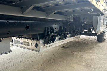 �������ó� ����X7 ������ Һɲ 3.815�׵��Ŵ��綯����΢�� ����62.98kWhͼƬ