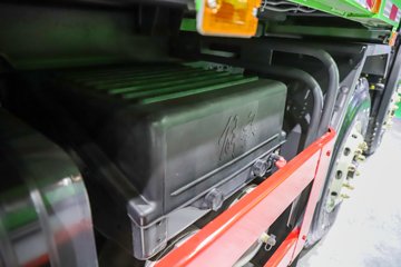 ���J6P �Ž��� 8X4 8�׻���ʽ���綯��ж�� ����ʱ��400.62kWhͼƬ