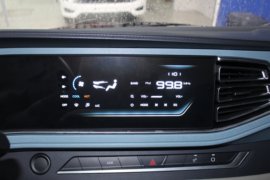 时代领航G6&nbsp;电动冷藏车驾驶室图片