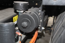 时代领航G6&nbsp;电动冷藏车底盘图片