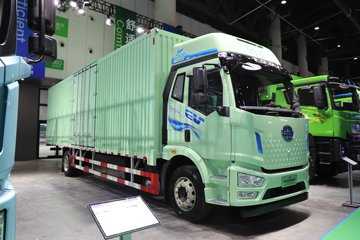 解放J6L 4X2 9.6米纯电动厢式载货车 宁德时代310kWh