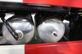 解放J6L&nbsp;电动载货车底盘图片