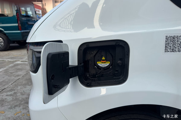 深圳市E福顺电动封闭厢货系列,打折优惠,降1万,赶快抢购! 深圳市E福顺电动封闭厢货系列,打折优惠,降1万,赶快抢购!