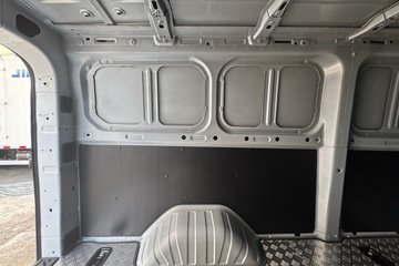 �������� E��˳ 2025�� ä���� 3T 2�� 5.185�״��綯����Ͷ���ջ���41.86kWhͼƬ