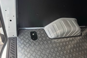 �������� E��˳ 2025�� ä���� 3T 2�� 5.185�״��綯����Ͷ���ջ���41.86kWhͼƬ